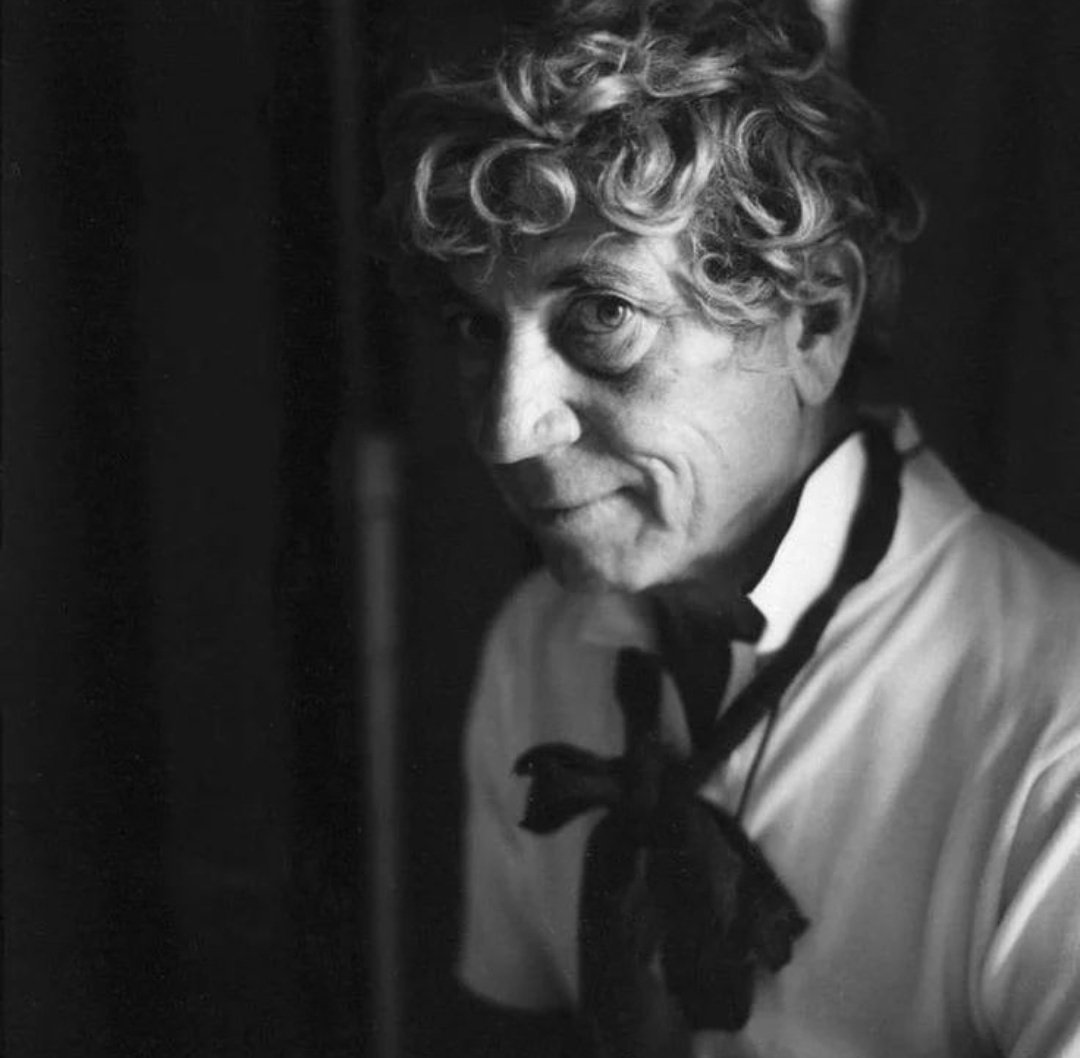 "Harpo was dead serious about music. Classical music filled his life. Music was an overwhelming passion which enriched his life."
― Mildred Dilling, Harpo's harp tutor, 1976

Source: Hello, I Must Be Going - Charlotte Chandler
#MarxBrothers