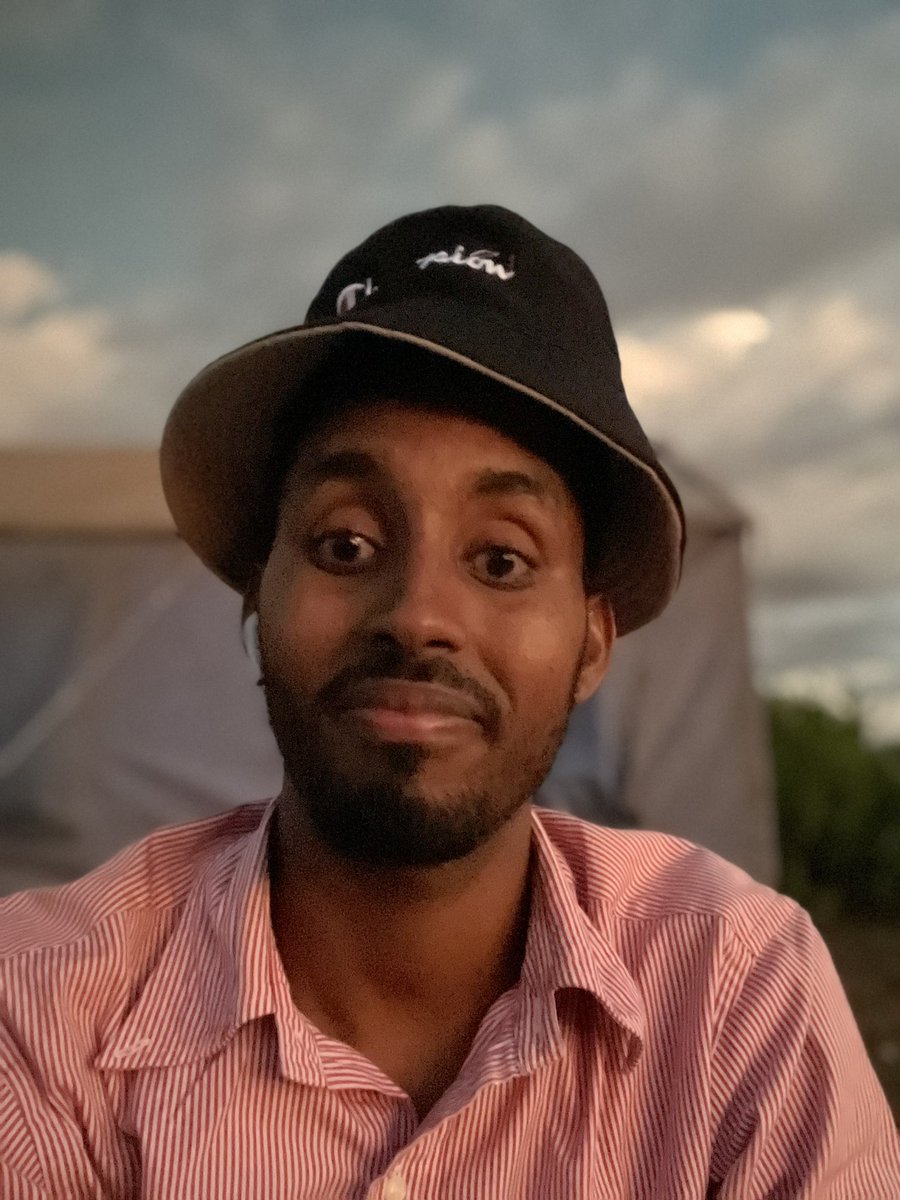 abdi_Dable's tweet photo. Caawa waxaan markii iigu horeeysay ku hoyanayaa baadiyaha tuulada sarraale gobalka hiiraan, waxey 40km u jirtaa magaalada Baladweyne, Waa meel cajiiba, qurxoon oo aad u daggan,     waxay  xasuusta dib iigu celisay 25sano ka hor waagii aan yaraa ee aan waxaraha raaci jiray. https://t.co/E3pNQcDUfS