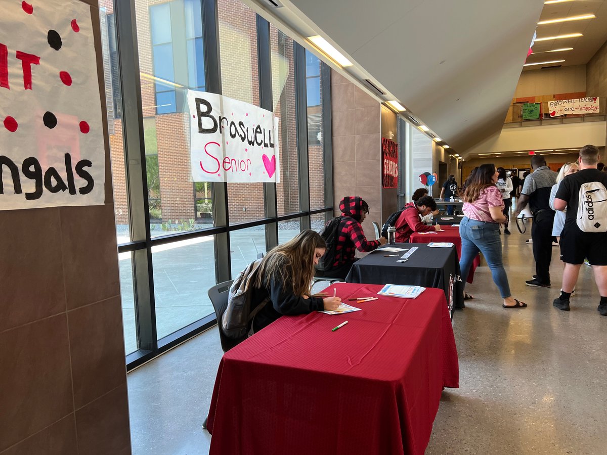 Senior signing day is in full swing at Braswell High today! 🎉😬✨