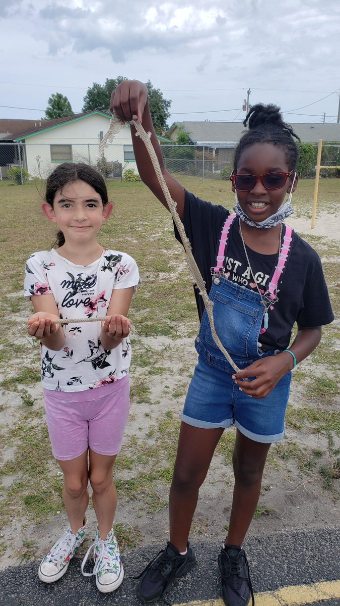 Students out exploring the outdoors, learning about nature and how snakes grow. #AfterschoolWorks #BAS321