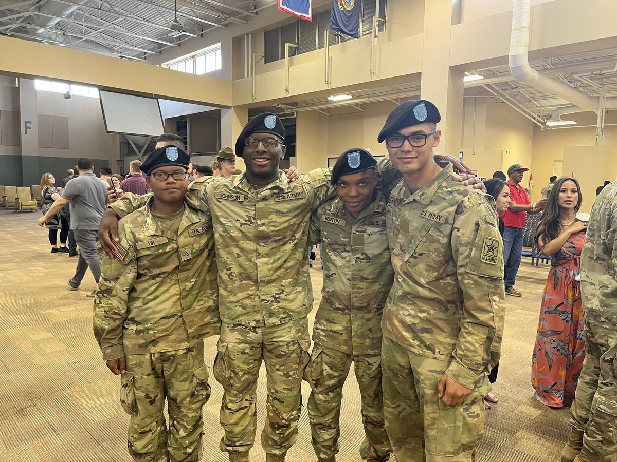 Troop2nd's tweet photo. Congratulations to Assassin Troop class 22-008. Today these Soldiers graduated BCT and will move on to the AIT portion of OSUT. Also, a special congratulations to DS Berry for winning the Drill Sergeant of the Cycle award.
#19DOSUT
#intheshadows
#lionscoverthefront https://t.co/wOGZkv3L4y