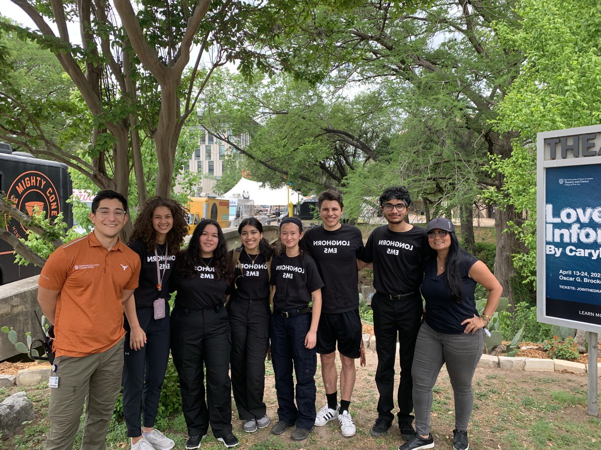 UTAustinOEM's tweet photo. The Office of Emergency Management would like to thank the @LonghornEMS volunteers for assisting with barricade setup last week for the 2022 Orange and White Game. We appreciated your support providing a safe and secure environment for everyone involved! #Longhorns #CampusSafety https://t.co/cGglPau6eE