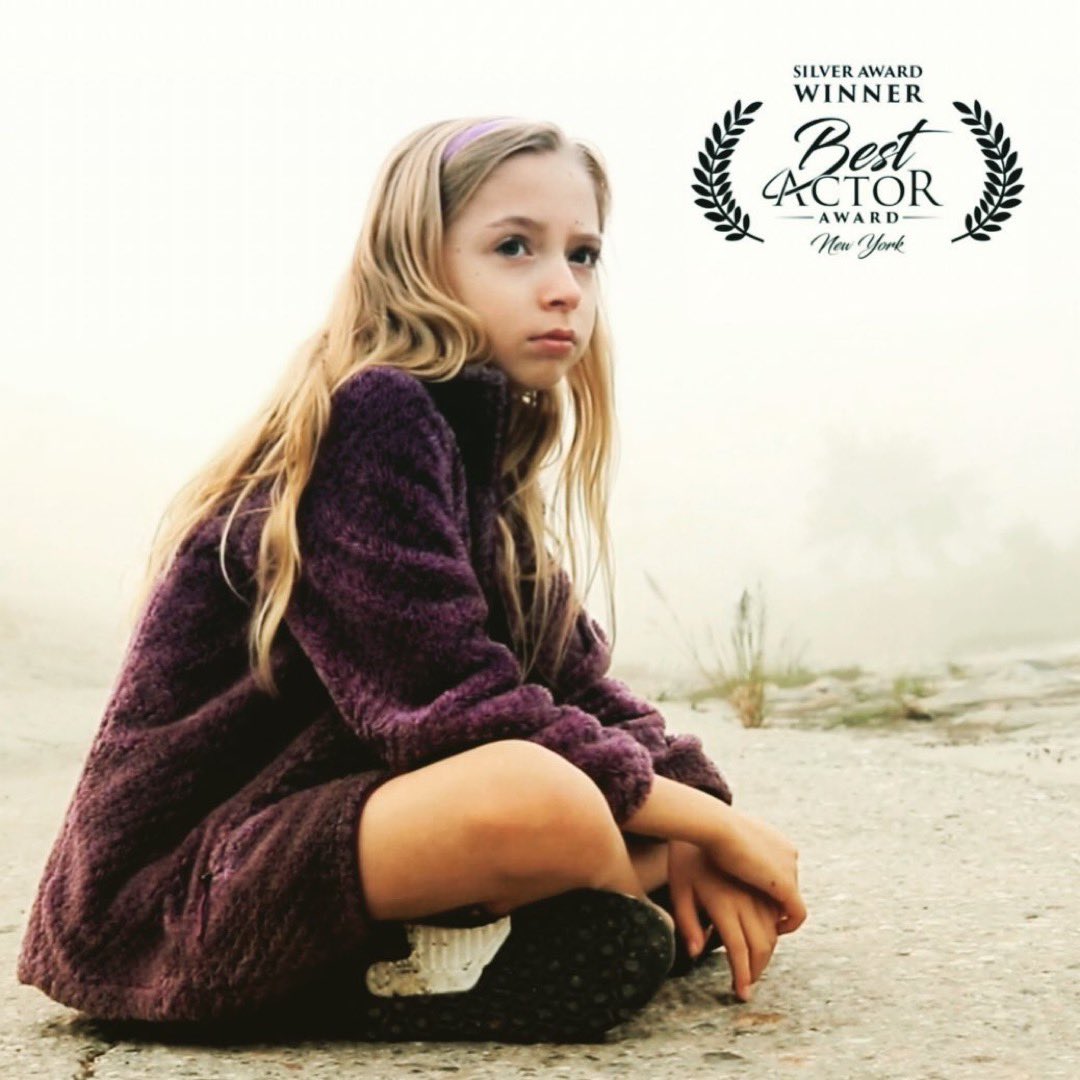 QB_Films's tweet photo. Thank you @BAADAwards and congrats to @LodenSoleil for winning an award for her performance in @_DearFelicity_ 🎉 #indiefilm #shortfilm #femalefilmmakers #womeninfilm https://t.co/Ceti06tqRJ