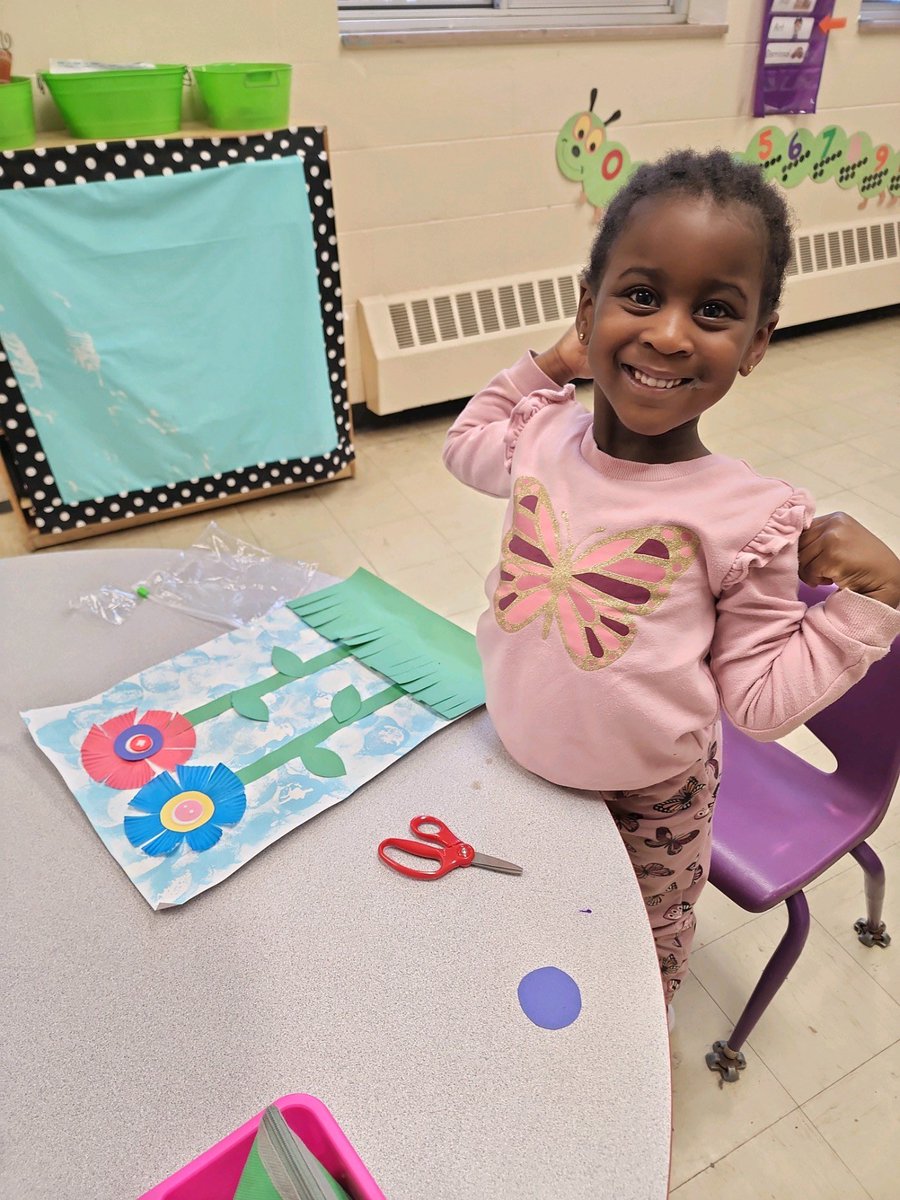 bssgr1's tweet photo. Plant Week in PreK-3!Click the Seesaw link to see more!

https://t.co/UMAkkVanNw https://t.co/PjbF6fMX4v