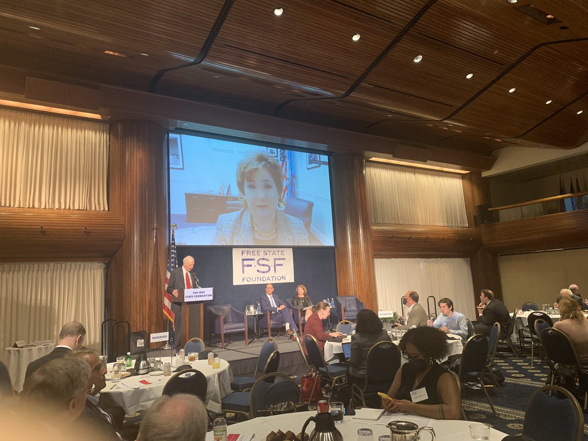 DigitalLiberty's tweet photo. “Fireside Chat— The View from the FTC” panel underway. #FSFConf14 @FTCPhillips @CSWilsonFTC @M_Ohlhausen @FTC https://t.co/JIx6arWfQq