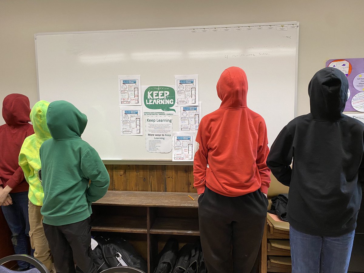 KKitch73's tweet photo. Tollgate students in a small group completing activities for “Keep Learning” of the “5 Ways to Well-being” for Mental Health week! @TollgateTech @GEDSB #MentalHealthAwarenessWeek #GEBeWell https://t.co/4g0Web0dXv
