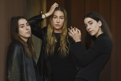 PreviewNow's tweet image. Haim, ION Activation Festival among the critics’ picks @HAIMtheband #Preview preview.houstonchronicle.com/special-events…
