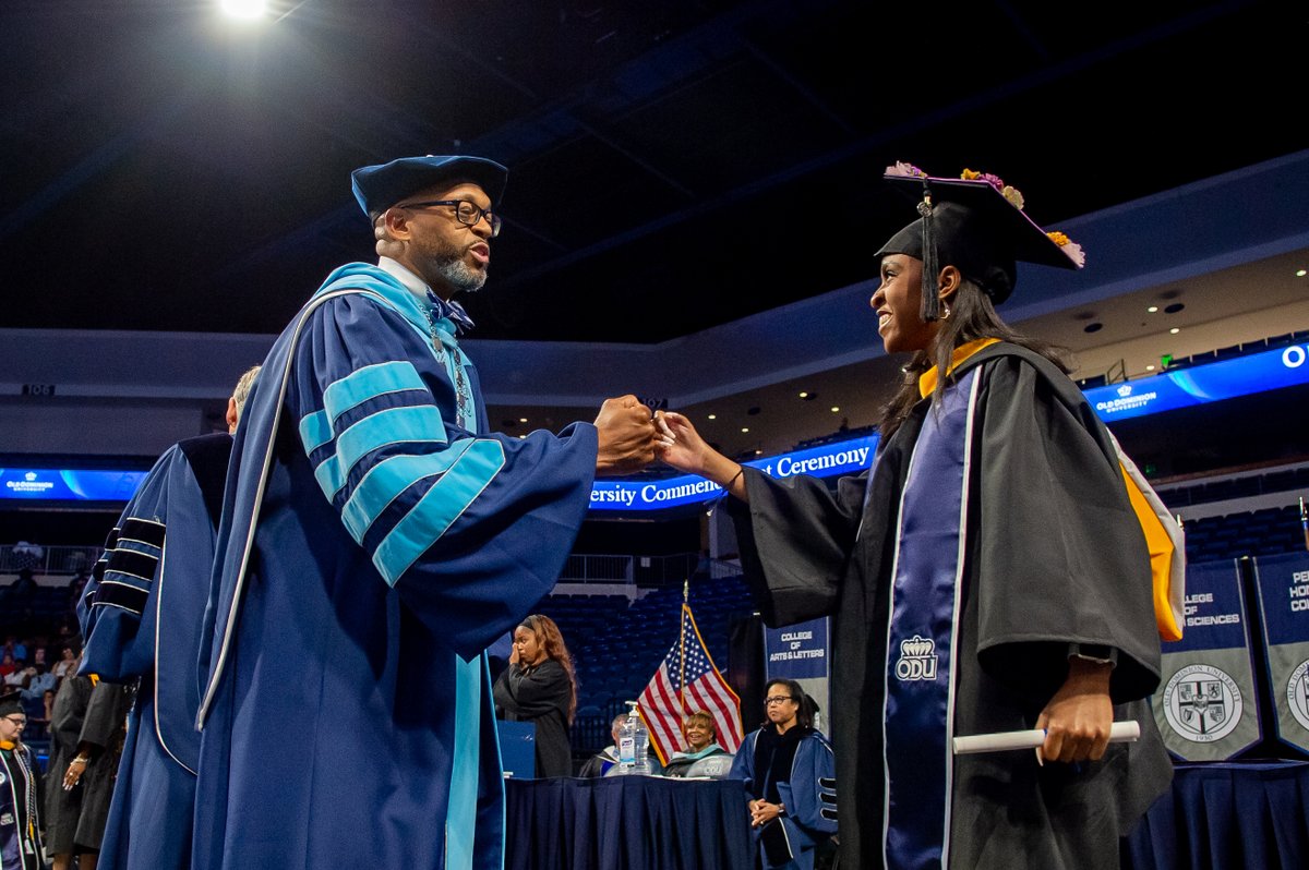 ODU's tweet photo. From #ODUGrad to @odualumni changing the world💙 Congrats, #ODU22.🎓Check out the highlights from the commencement ceremony: https://t.co/nL6BcuWoU6 https://t.co/4yWwKWXjJa