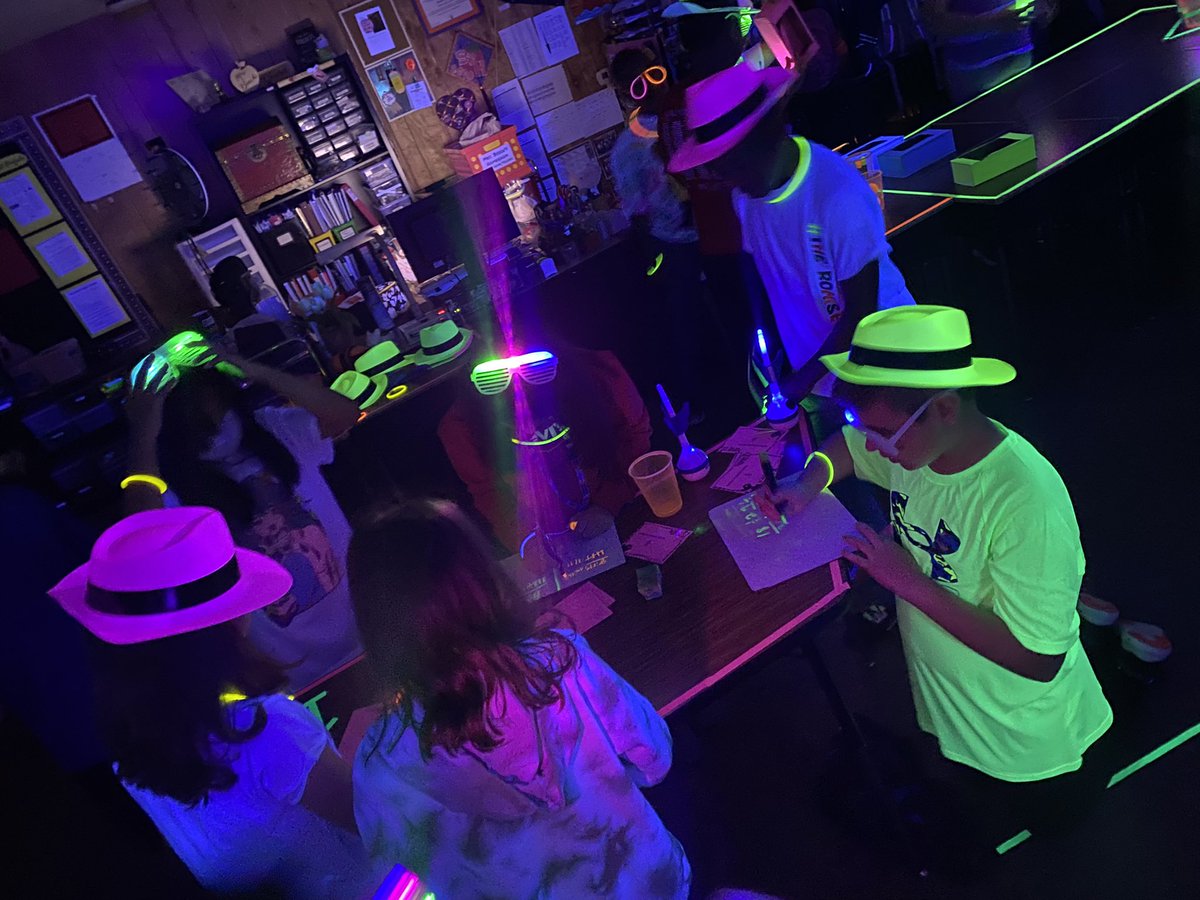 Whitney Beech tweet media