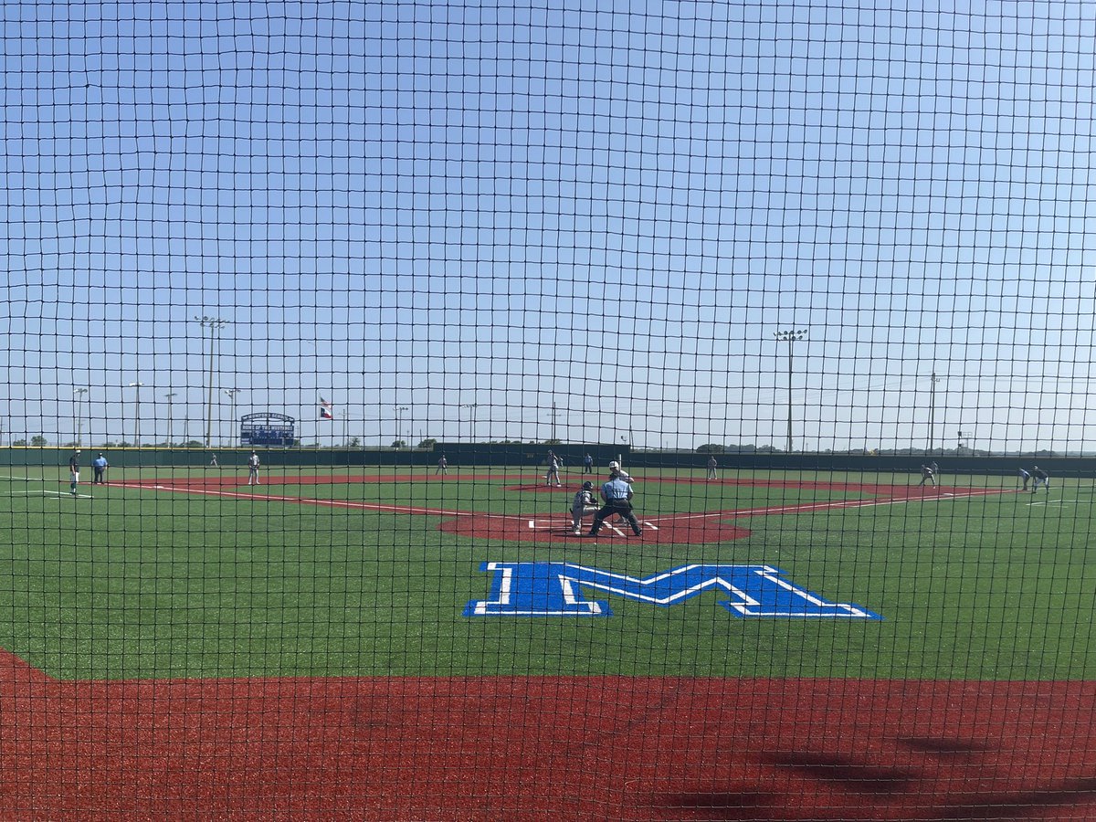 Let’s go <a href="/montbaseball/">Bear Baseball</a> beat Brenham. <a href="/MarkBWeatherly/">Mark Weatherly</a> @Tommaney_MHS <a href="/sherrihardy9/">Sherri Hardy</a> <a href="/winfieldkev/">@winfieldkev</a>