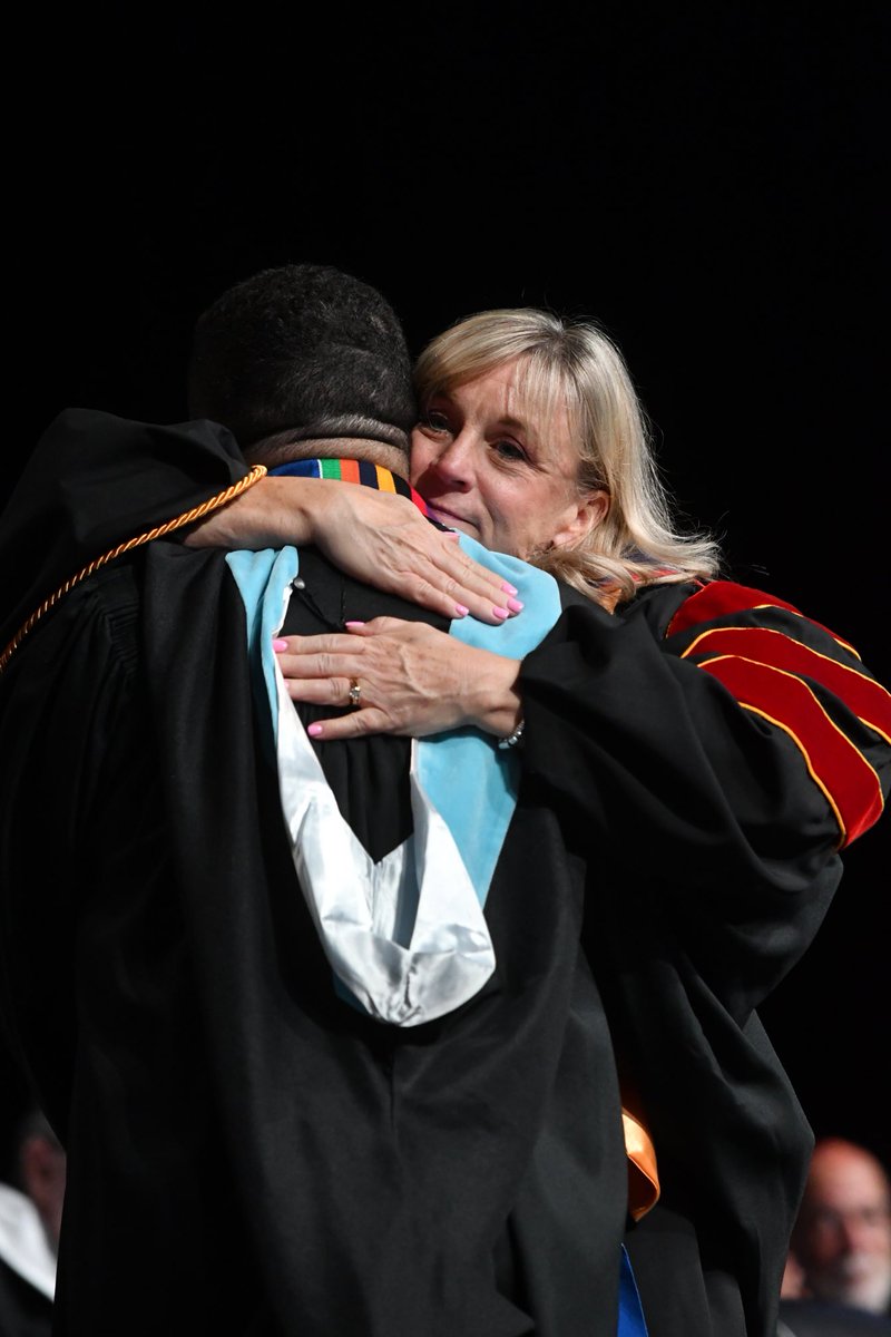 Greg Peterson tweet media