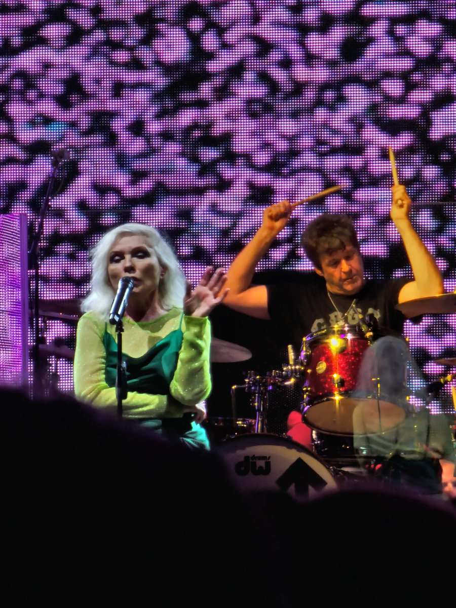 Celia Poole tweet media