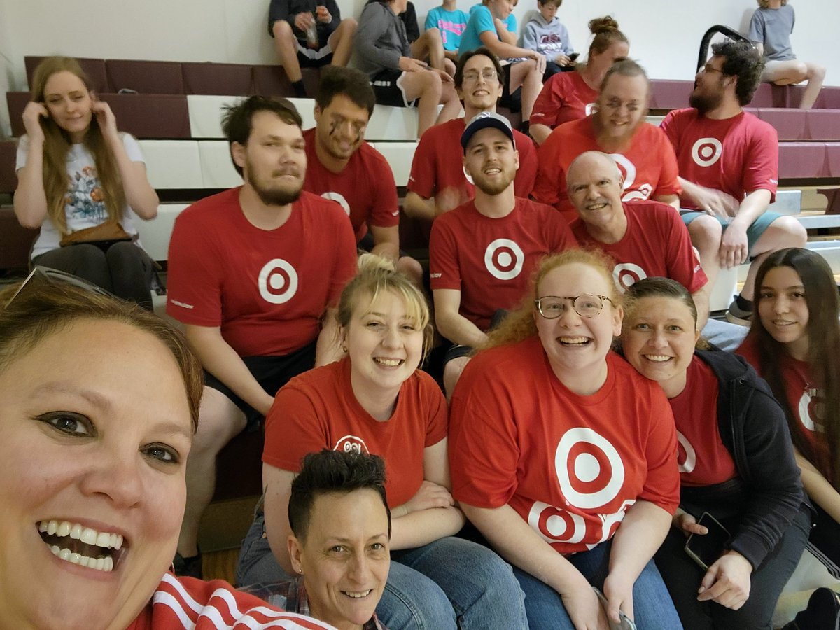Starkskg's tweet photo. T1914 is out playing Dodgeball tonight to help raise money for our local schools education programs! #LovemyTeam #LoveMySchool https://t.co/WicoDtSLBR