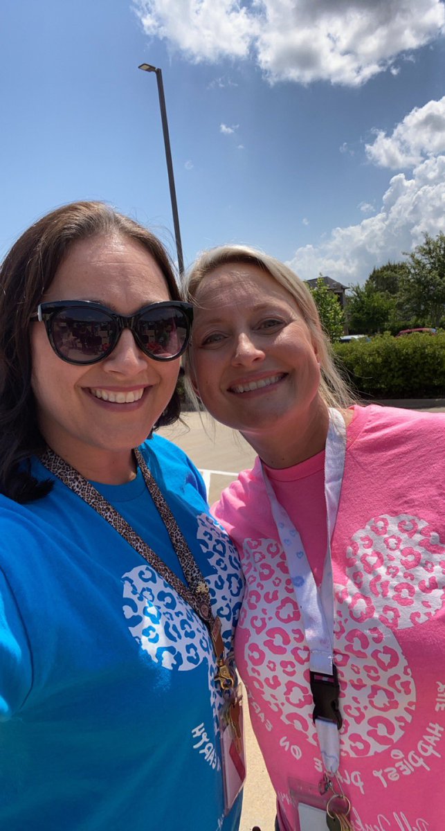 I didn’t know that Karin is the youngest of 3. #BibbidiBobbidiBlue #JAGSney