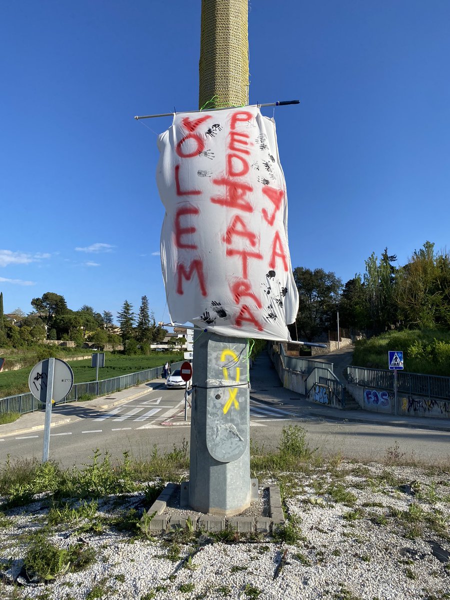 Taboadix's tweet image. A Castellterçol volem un PEDIATRE ja @AjCastelltersol @salutcat @diariRegio7 @tv3cat @elpuntavui @rac1 @toni_comin @comarcamoianes  @icscatcentral @jordibaste @elmonarac1 #volemunpediatreja #capinfantdesates