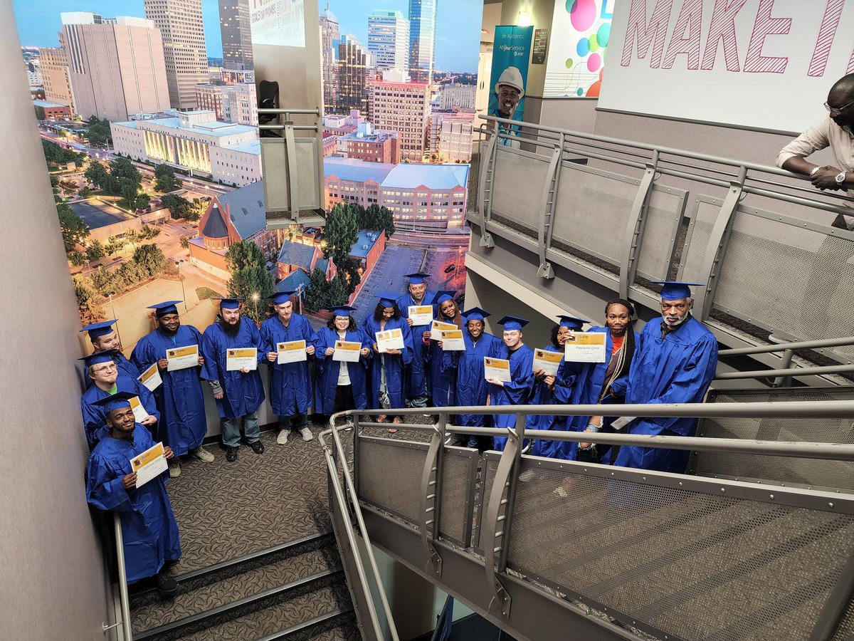 OKC celebrating new hire graduation!! Way to go team!!! <a href="/BartonTonyLeb/">Tony Barton</a> <a href="/mickeyB_/">Mickey Brown</a> <a href="/TyeshaR95508391/">Tyesha Robinson</a> <a href="/NyRaze/">NyRaze'</a> <a href="/jenneades/">Jennifer Eades</a> <a href="/brunkhorstgina/">Gina B</a>