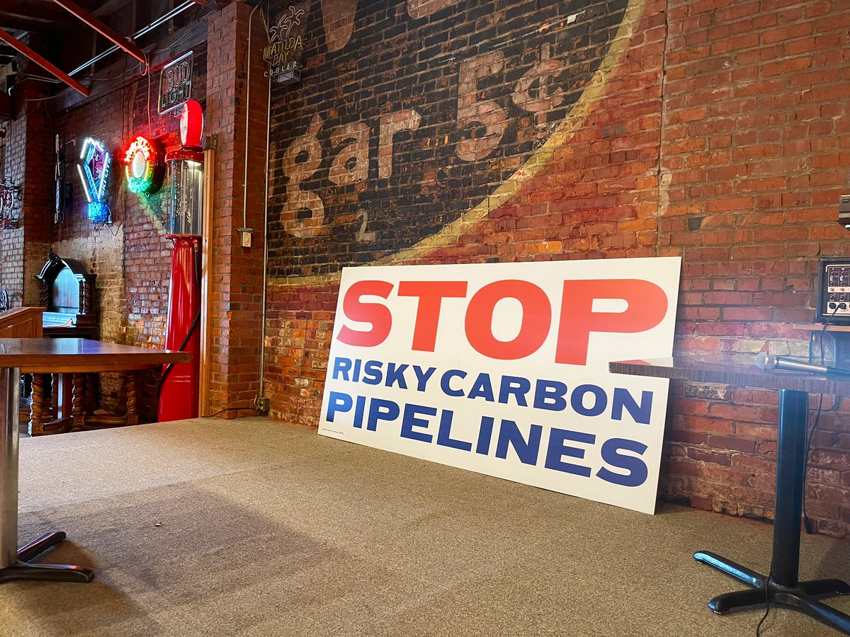 janekleeb's tweet photo. Thanks York county landowners for a great meeting! We can stop the carbon pipelines together. Oh, and I left with 3 dozen eggs a farmer brought me. #OrganizingWin https://t.co/LsMK2HyVRc