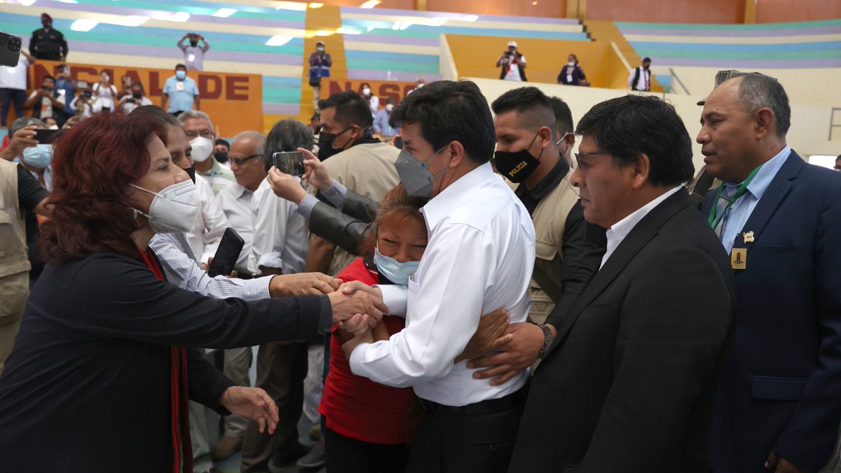 presidenciaperu's tweet photo. “Preocupado por la educación del país, la Reforma Universitaria no puede retroceder. Por ello, el Ejecutivo observará la autógrafa de ley aprobada por el Congreso”, anunció el presidente Pedro Castillo en el IX Consejo de Ministros Descentralizado en la región Ica. https://t.co/vFFGIj3Zei
