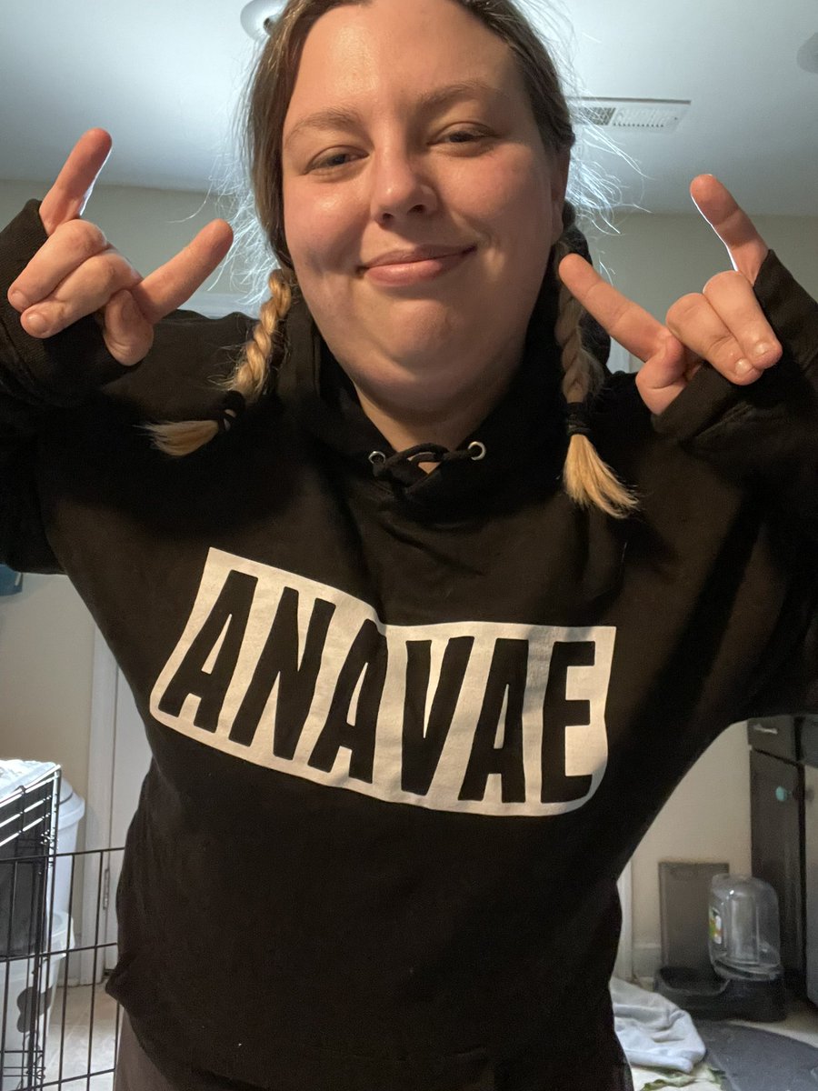 dumbravioli's tweet photo. guess what I got in the mail day after new @anavaemusic dropped 🥹 if you need me I’m listening to Sacrifice and enjoying my new favorite hoodie 💖😍 https://t.co/ixjiCI5dsk