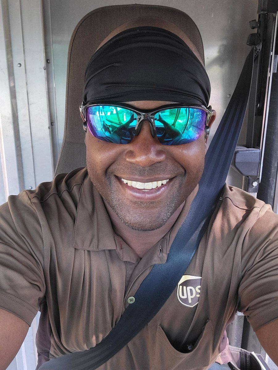 RodneyBallhead's tweet photo. Sugar Honey Iced Tea!!! I was not quite ready for triple dugit temps just yet, but this is BRUTAL for May. And summer ain't even here yet. Lawd folks, if you work outside PLEASE STAY HYDRATED! I had a heat related incident a few years back. Not fun and quite scary.
#UPSlife https://t.co/k4ZfIXf3mY