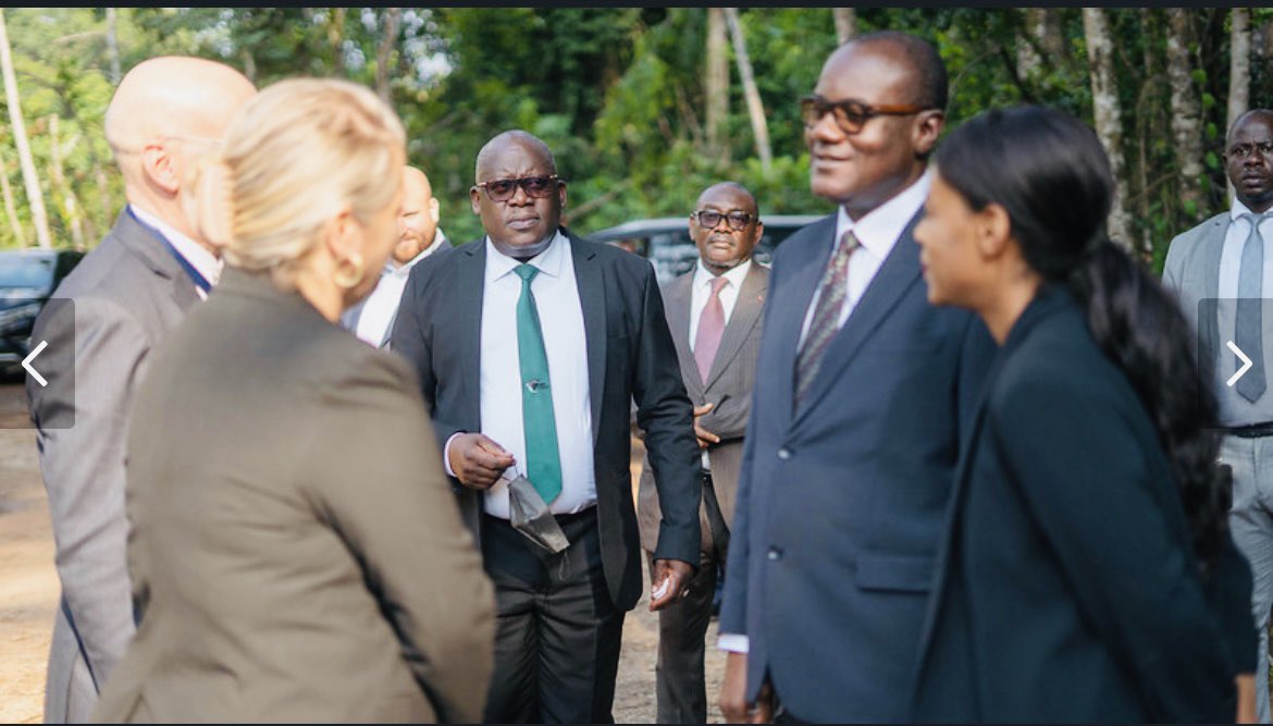 guilaine_k's tweet photo. It was such an honor to greet @deputySecState at the arboretum today @LeeJTWHITE @parcs_gabon https://t.co/KwoaD0lC69