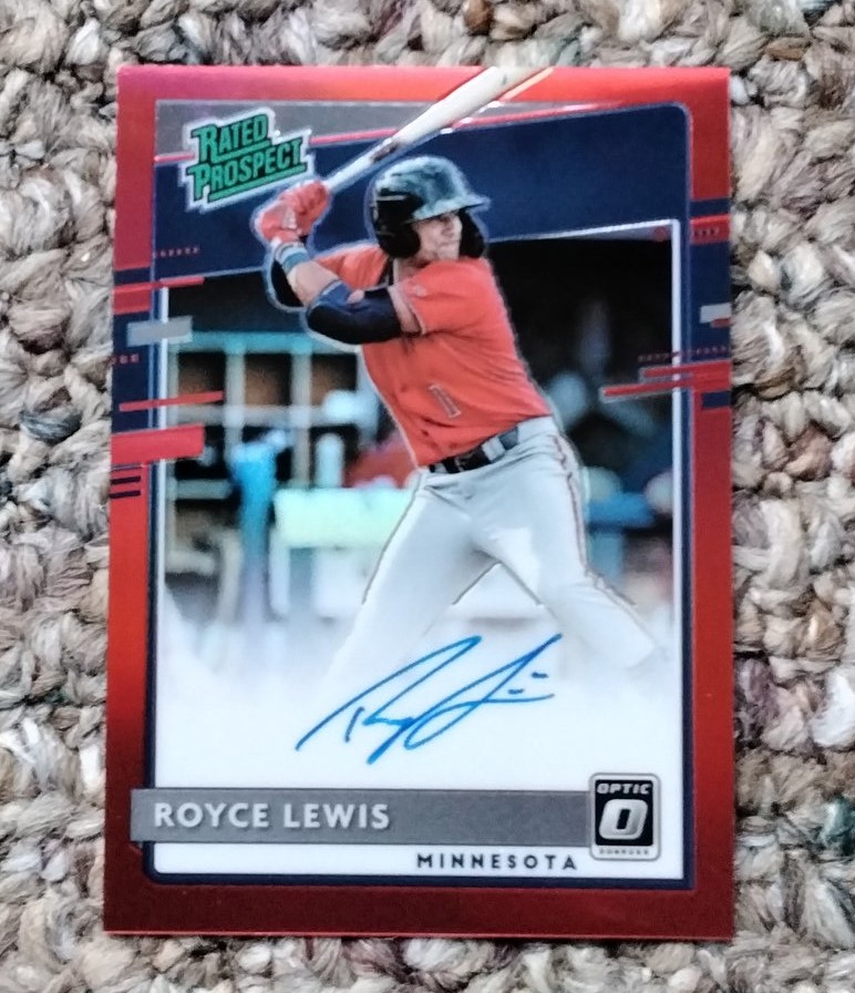 .<a href="/CardsOfRetail/">CardsOfRetail</a> 8/50 Pulled out of an Optic hanger pack from Target in 2020