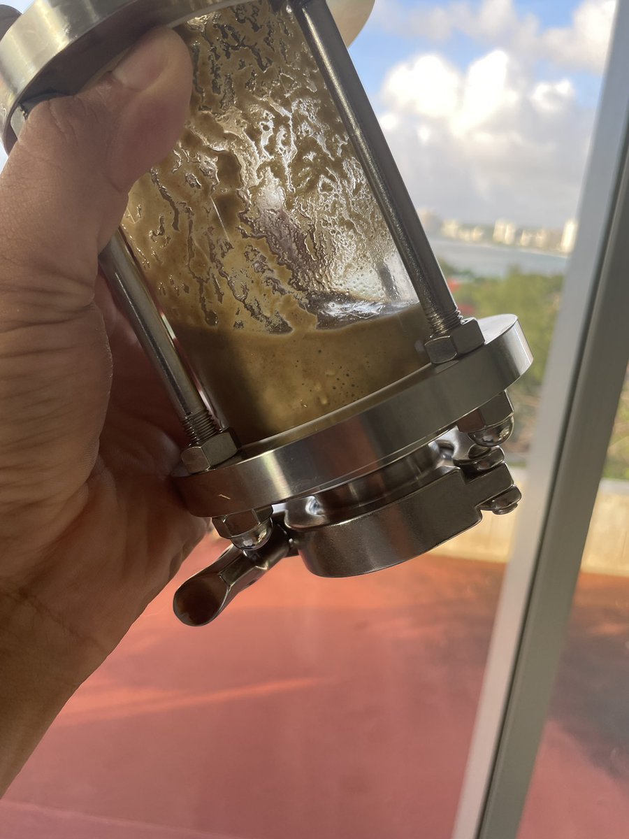 JA_VOX's tweet photo. Hello my little friends #homebrew #brewing #zymurgy https://t.co/jvKyqn0LwV