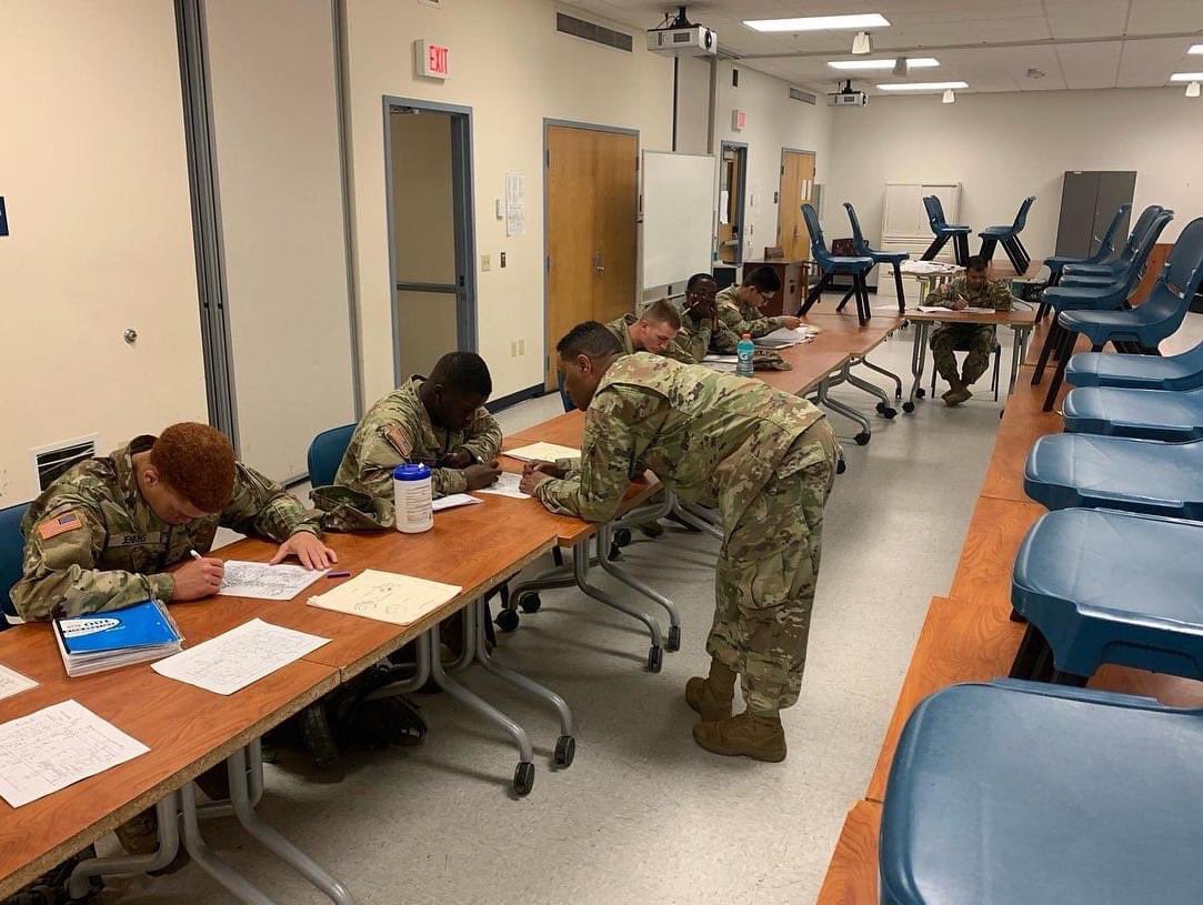 Delta Company Spartans (832d OD BN) tweet media