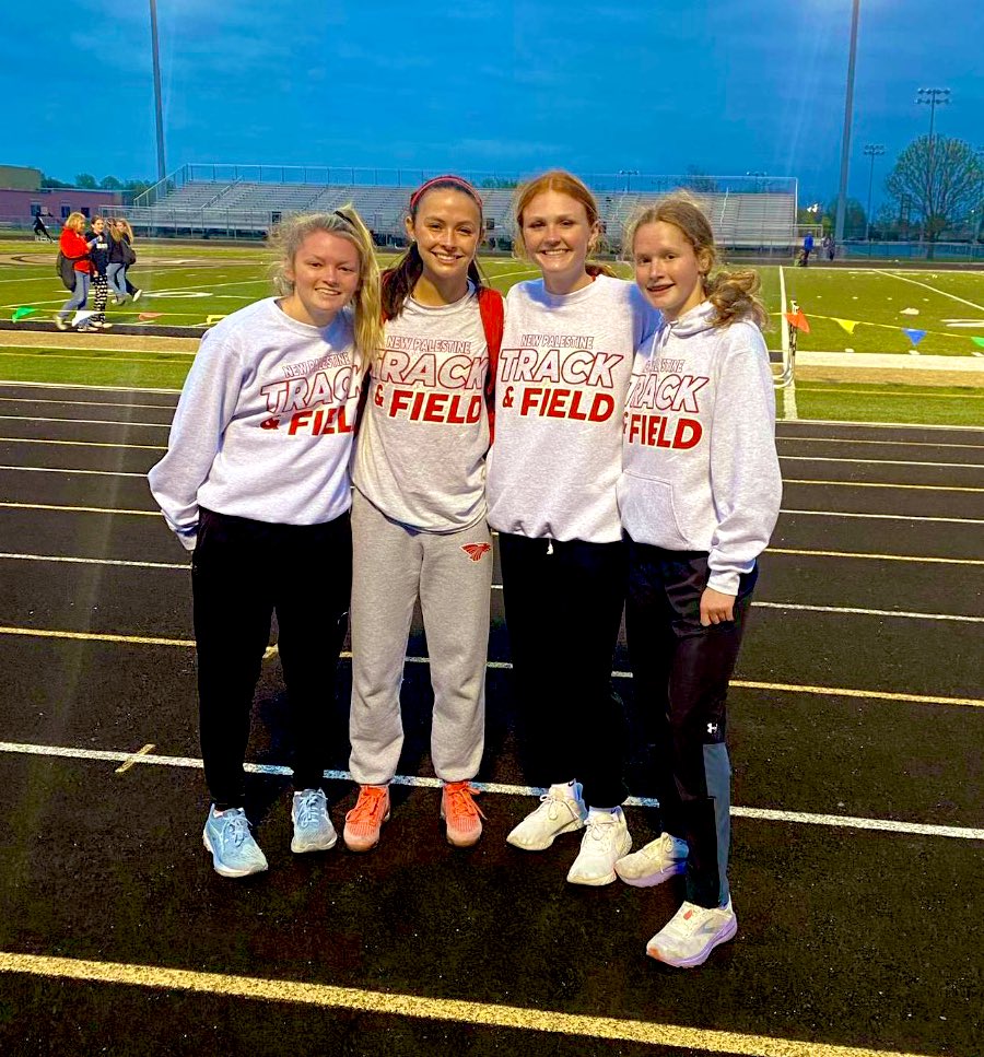Earlier this week, the team of Lexi Baynes, Maya Hobbs, Rylee Hurst &amp; Tylar Whitaker became COUNTY CHAMPS in the 4x400!! They did it with their fastest time of the season too 💨 
#DragonFire🔥