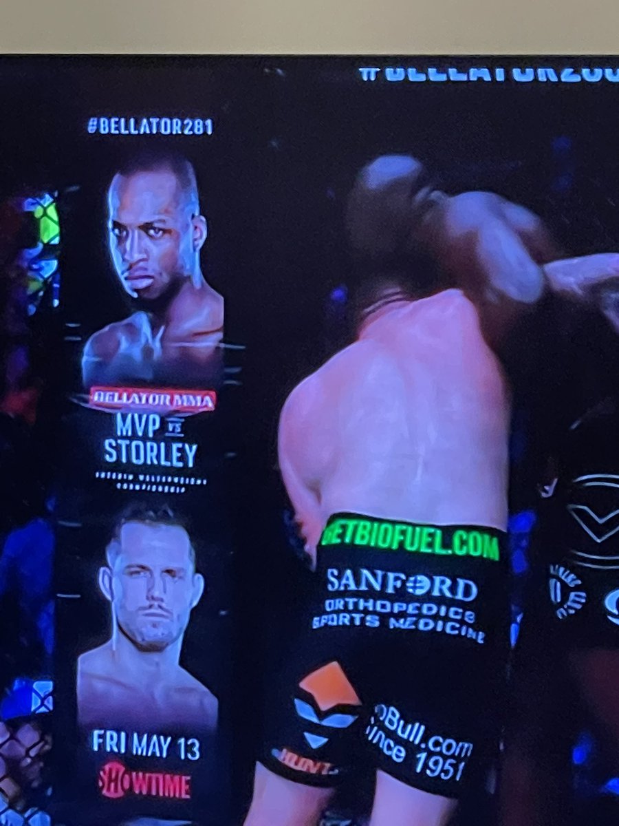 Michaelpage247's tweet photo. You can see how I feel about this fight 😑 https://t.co/hoJXH1ppUU