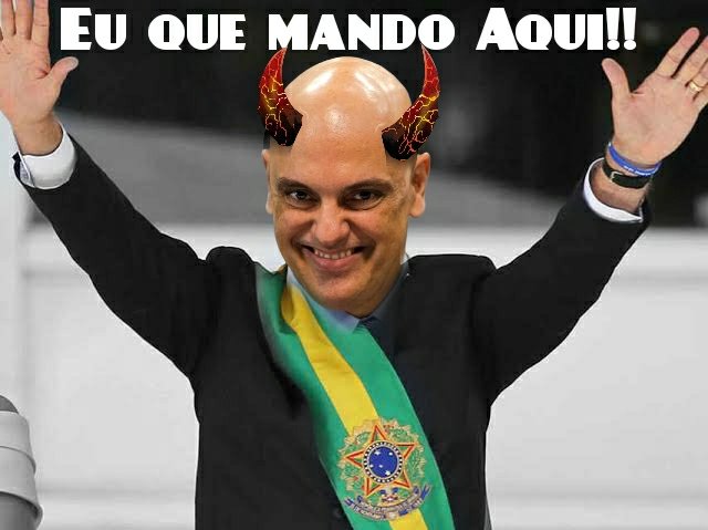 NaoContoOFC's tweet photo. @Rconstantino Desse jeito o Brasil não precisa mais de eleição para Presidente. Ele ja pegou o cargo!!! https://t.co/fhVzZ4mbi3