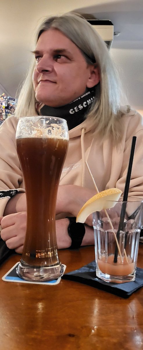 rickytaner_'s tweet photo. Da isser, live und in Farbe. Drei Jahre hats gedauert. 
Vielen Dank für die Einladung 😘
@Maj0rRabbit https://t.co/VW39Ck4mCv