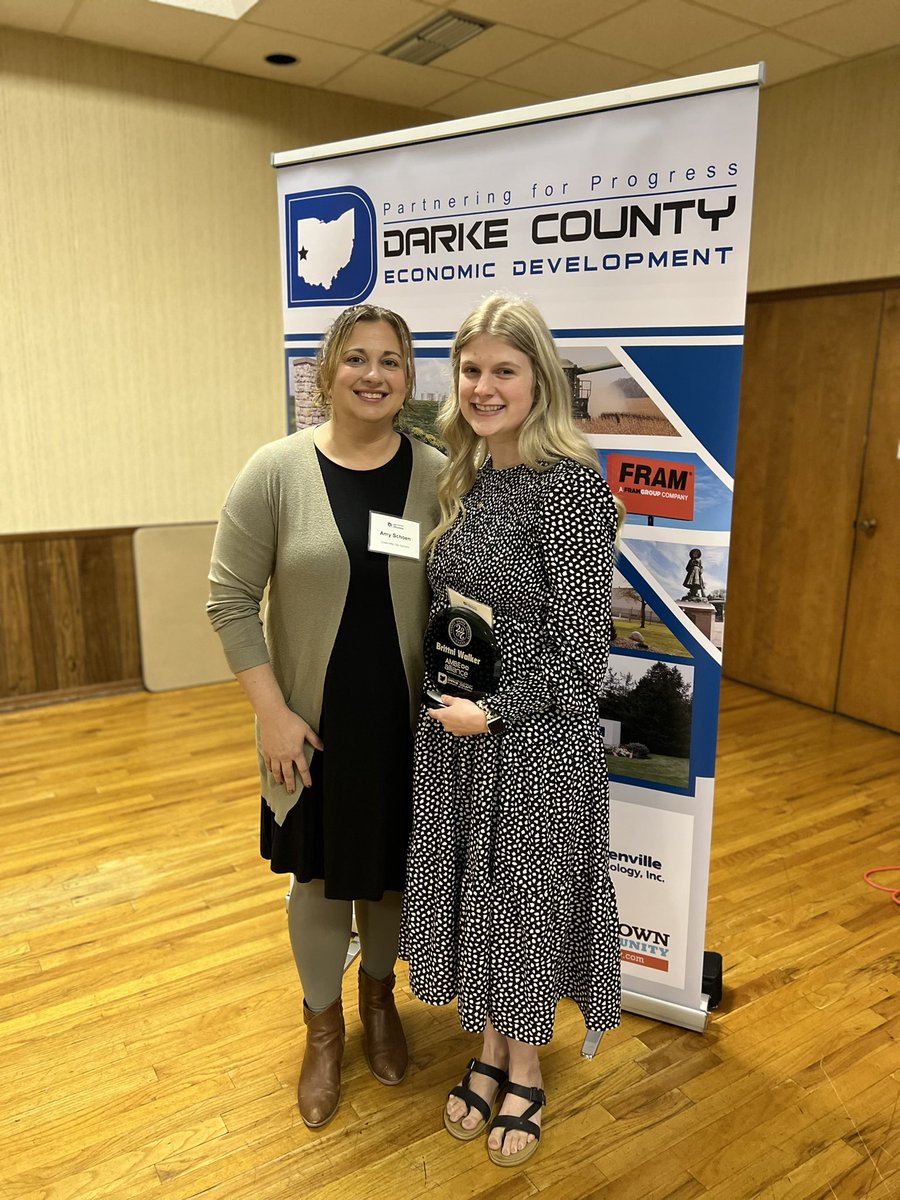 Congratulations Brittani Walker on your 20 Under 20 award!  We are so proud of you!!