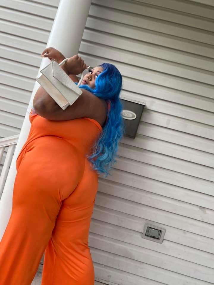 EatMeOutRed's tweet photo. Y’all been waiting all day but good things come to those who wait happy kobe day to mee 🎉🎉🎉🎉🤪🥳🥳🥳🥳🥳🥳
Hair &amp; make up : @RainaGarcia10
Outfit : @LONGLIVELAID20
Nails &amp; shoes : @tychante https://t.co/FllKengxD0
