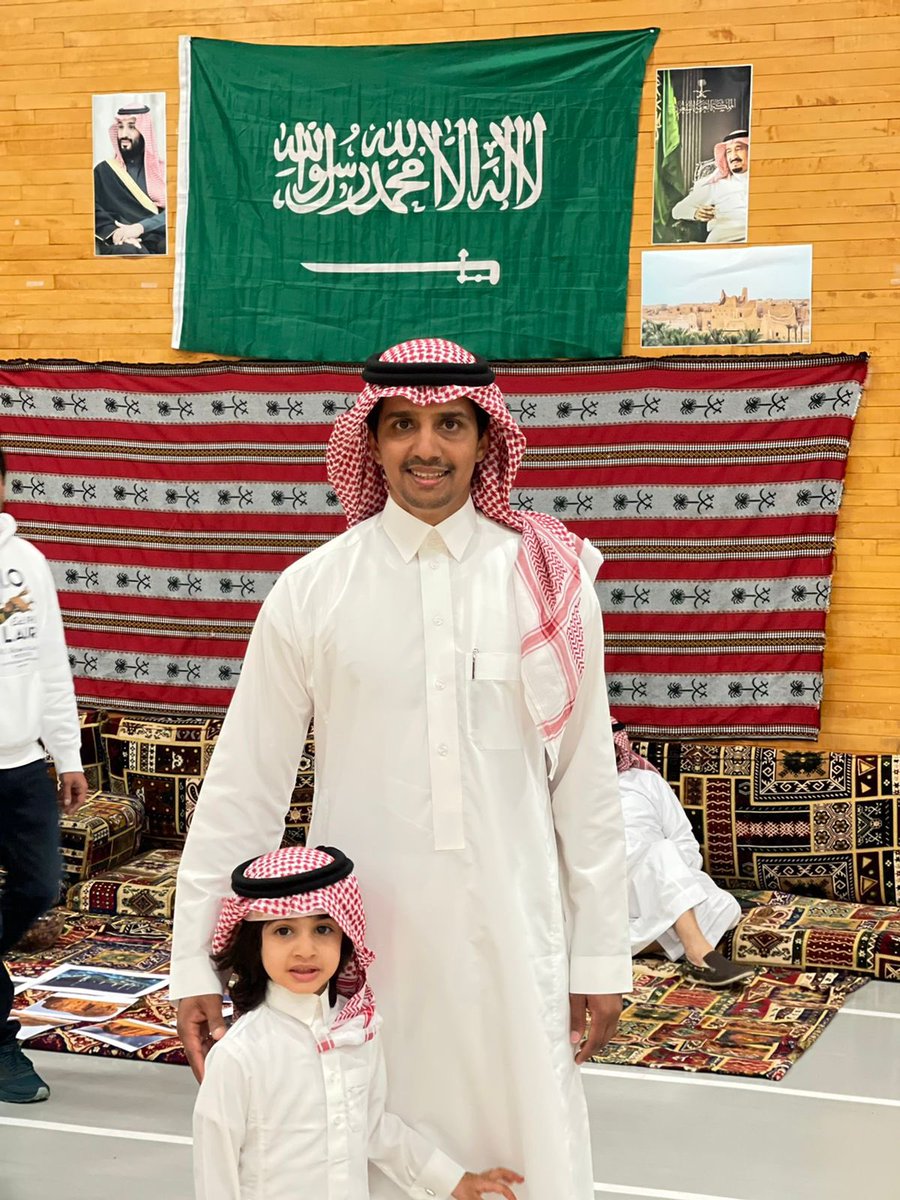 SSCatScranton's tweet photo. أقامت جامعة سكرانتون اليوم مهرجان الثقافات (Festival of nations) .ولله الحمد بمجهودات الشباب، صوت الحضور على افضل ركن ثقافي في المهرجان، وفاز الركن السعودي بالمركز الاول. 

•صور من المهرجان https://t.co/ScdJRhrGVB