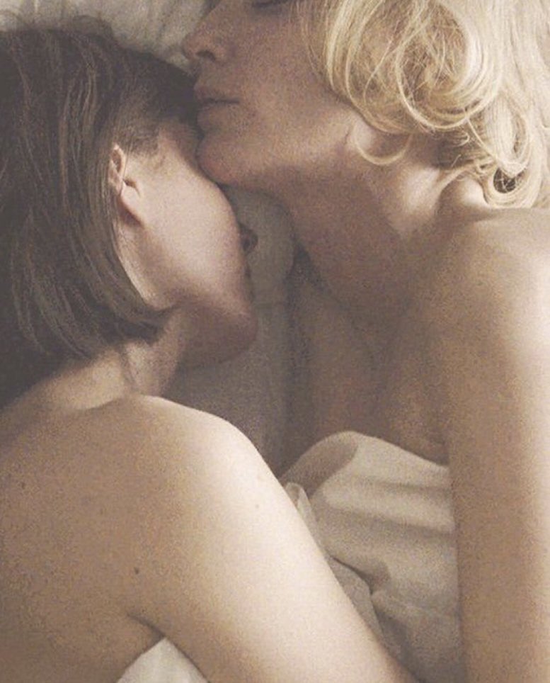 lifesapphic's tweet photo. Carol (2015) 
#sapphic
#sapphicmovies
#lesbian
#lesbianmovies
#lgbtq https://t.co/9sg8ZsE0nR