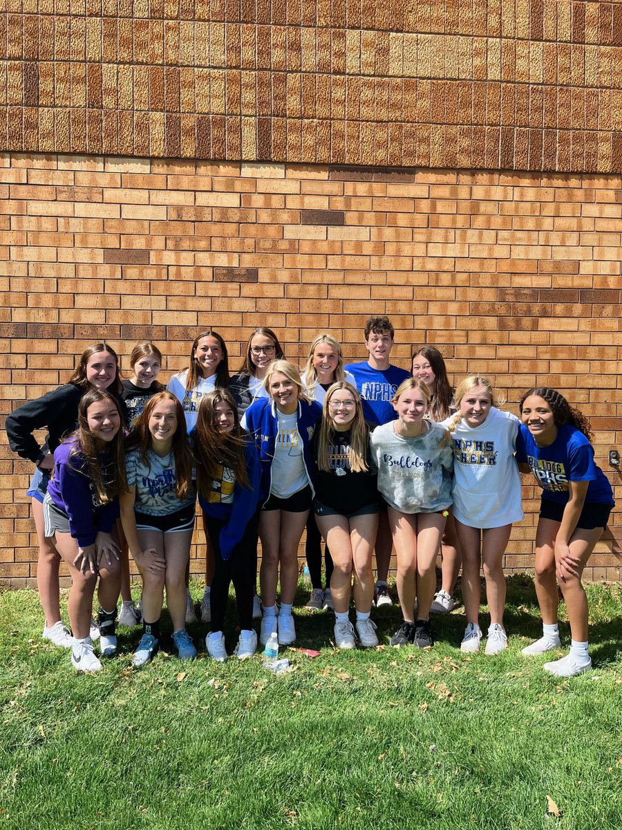 Today we had the opportunity to volunteer at D.A.R.E Day! We had SO much fun hanging out with the 5th graders! 💙