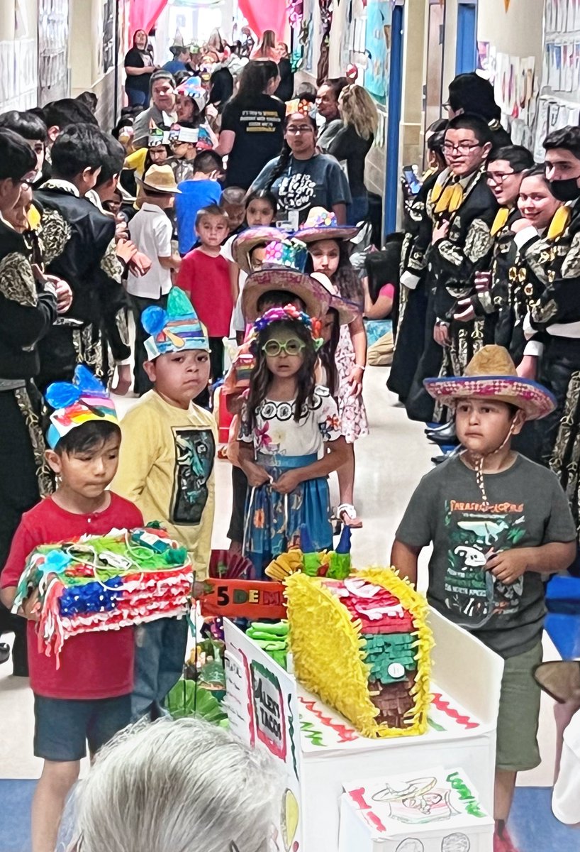 SeguinFineArts's tweet photo. 👏Well done!!👏 @RodriguezESISD Cinco de Mayo parade and STAAR Pep Rally! Shout out to @MatadorBandSHS, @MariachiToro, and @seguin_cheer for adding extra spirit!! 🙌  WOW! Big shout out to elementary music teacher @MrCantuMusic for all your work on this event!!🎶 https://t.co/ctdI1zKtee