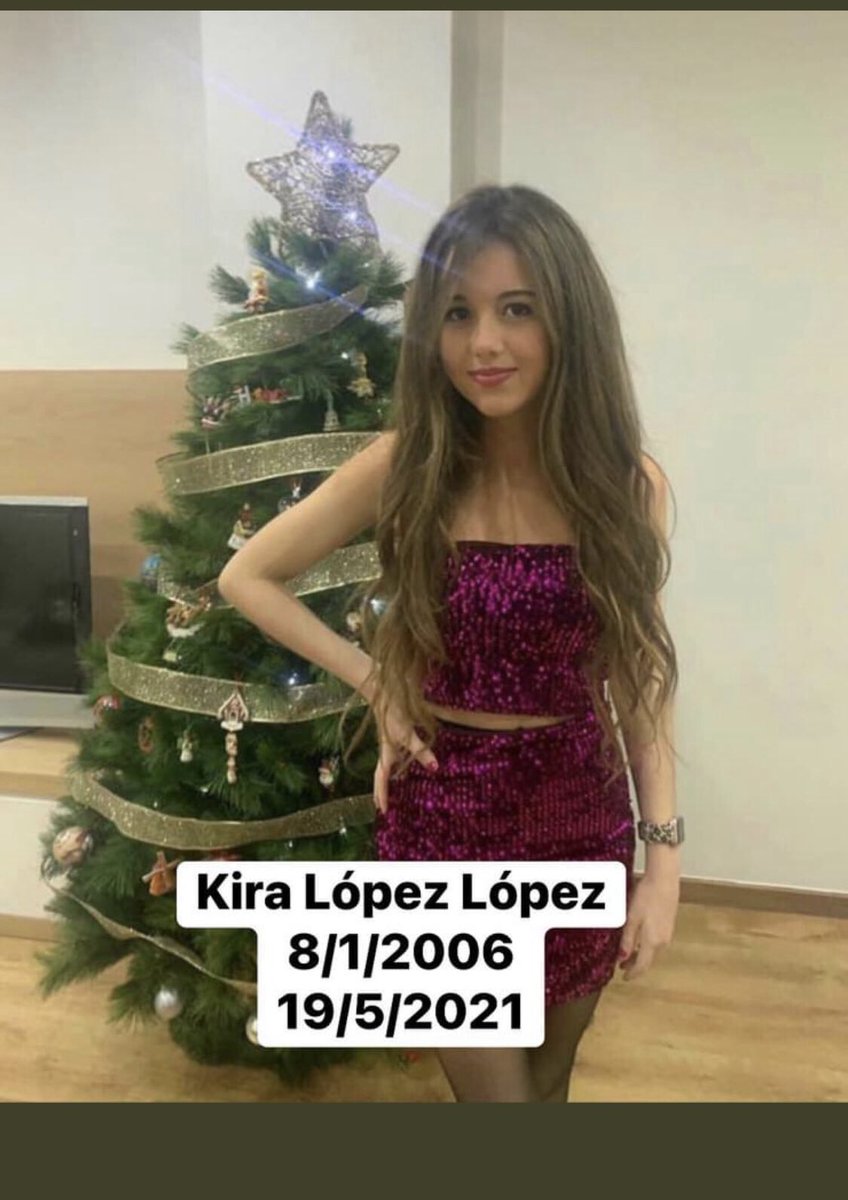 JMporKiraLopez's tweet photo. Los padres de las víctimas de bullying del #Manyanet  prefieren pasar página,cambian a sus hijos de colegio y no denuncian,lo cual como padre que fui comprendería si mi hija no estuviese muerta,pero se suicidó por el acoso sufrido.Kira se merece más que eso. #StopBullyingForKira https://t.co/671GMmJU5x