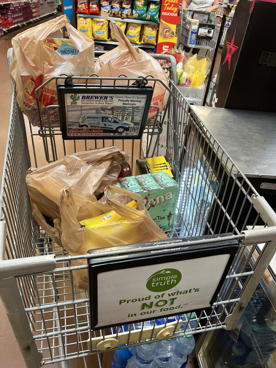JLEEWALLS1's tweet photo. TYSM AGAIN for ALL WHO BOUGHT MY MUSIC NFTS LAST NIGHT YOU JUST BOUGHT GROCERIES FOR MY KIDS AND I! This is the power of web3 y’all!!! #gratitude #artistrevolution #NLSAS #NOLONGERSTARVING https://t.co/f5AntPp3mb