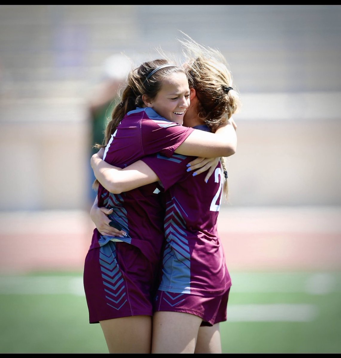 MagHSsoccer's tweet image. We love our maroon and gray combo!