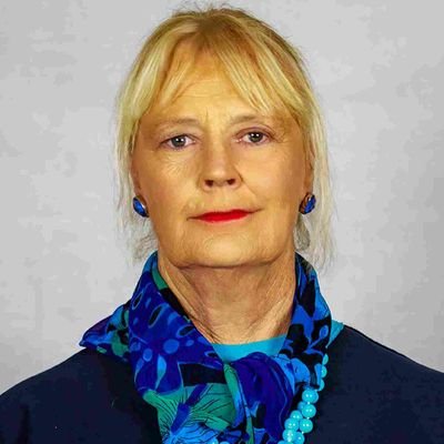 ClimateEmerge17's tweet photo. Victoria - please Vote #1 FUSION in the SENATE.
@KamKamCords is a climate emergency warrior - even founding a political party to save the planet.
https://t.co/NLZZMyVEom
#AusVotes2022 #auspol #AusVotes22 #ClimateEmergency @FusionPartyAus @VoicesofFusion @ONEPLANETparty https://t.co/chZEk3u4hf