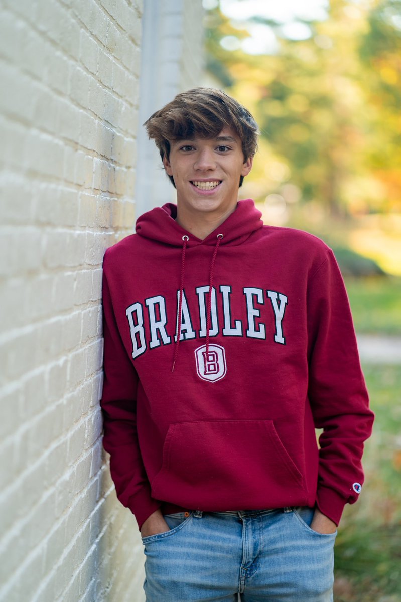 bellers04's tweet photo. Congratulations Caleb! We are so proud of how hard you work to achieve your goals! Blessings as you move on to this next exciting phase, running and learning at Bradley University. We love you so much! Mom &amp; Dad #LutheranGrad2022 https://t.co/EwFkWWEoy7