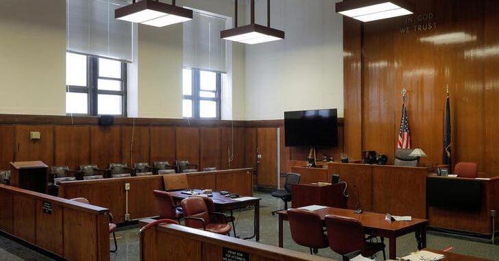 Reuters's tweet photo. NY real estate lawyer Kossoff gets up to 13.5 years for theft of client funds https://t.co/QXBB6NCV9p https://t.co/OdHNlSHF1Z