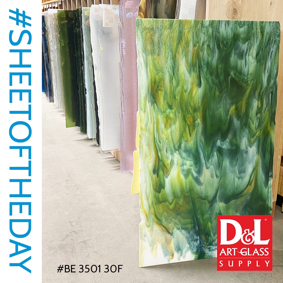 DLARTGLASS's tweet photo. This beautiful deep forest green would be perfect for your Springtime creations!

https://t.co/bLJ5P0eYoU

BE 3501 30F

#artglass #keepitglassy #stainedglass https://t.co/vclaXAgOOD