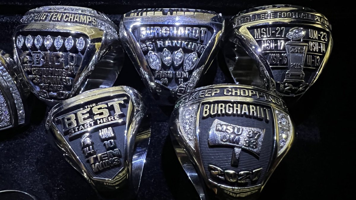 coachburghardt's tweet photo. …And yes, some games matter more! https://t.co/EepI7aGUsW