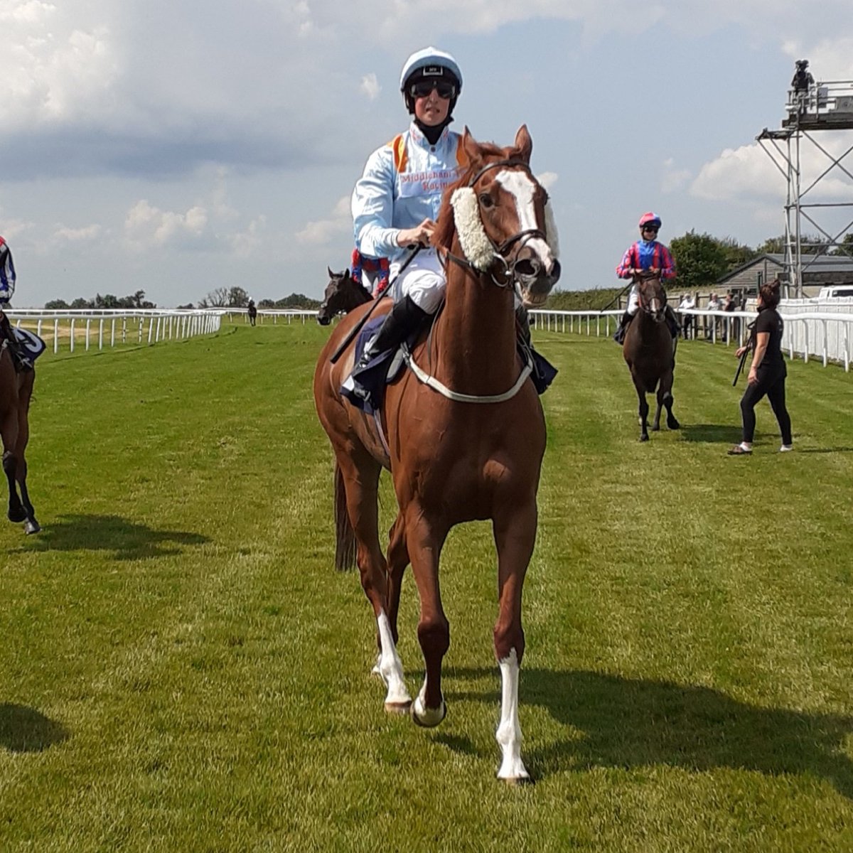 🏇OUR GRADE 1 GIVEAWAY IS LIVE!🏇

To celebrate Marie's Rock's second Grade 1 victory, we are giving you the chance to win a free 2.5% share in our 9-time winner, AIRSHOW!

To enter, simply like and retweet this post and make sure you are following us.