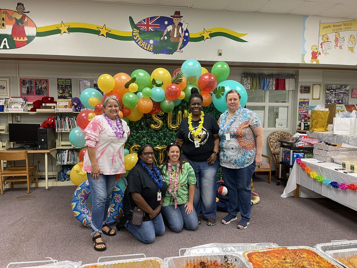 A. Tyghter tweet media