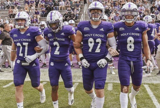 _ChaseLB's tweet photo. Blessed and grateful to receive a D1 offer to Holy Cross!! 
@HCrossFB @CoachRG18 #AGTG https://t.co/nCVv2Vq1d9