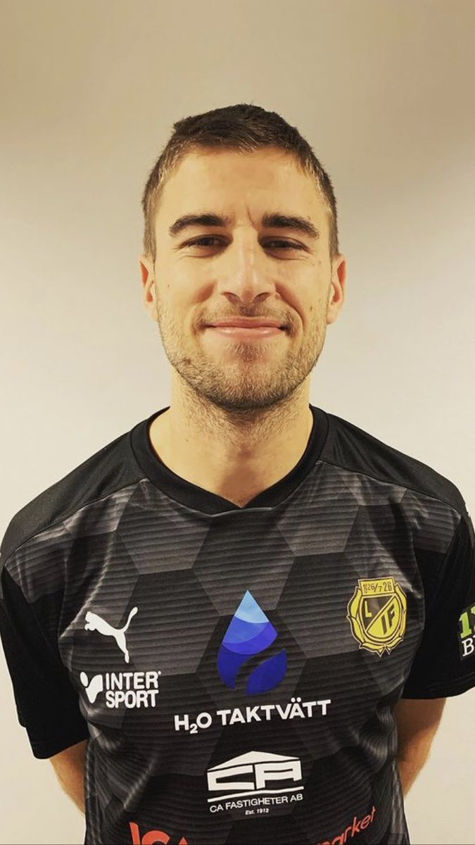 LindsdalsIF's tweet photo. Mååål!
1-0 genom en vacker nick från Ludde!⚫️🟡 https://t.co/rfbIfMFMqV